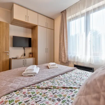 아파트 Elsa 3 즐라티보